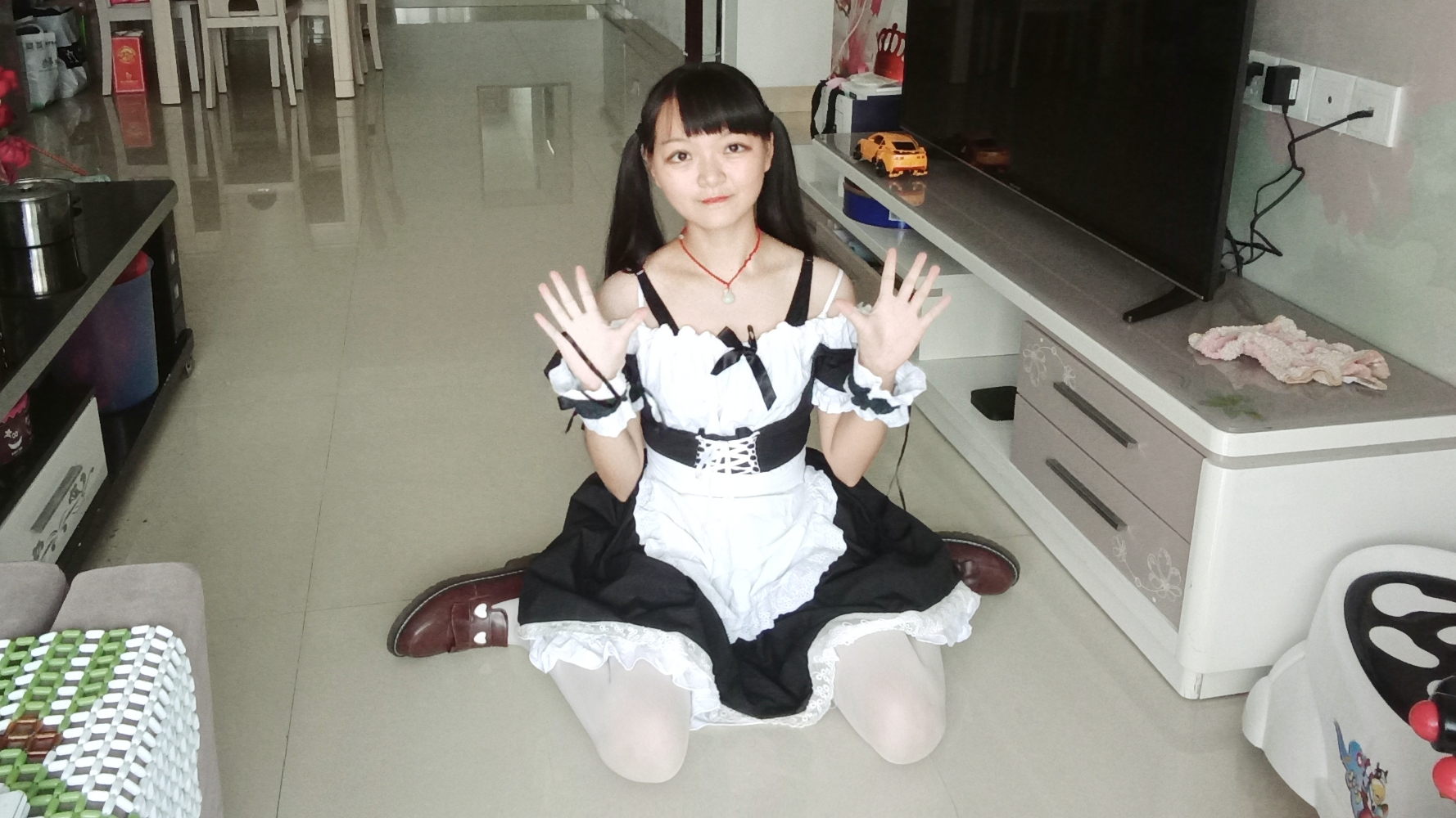 45秒可以让你爱上我吗?【北宫翎】小圆脸萌萌哒女仆装